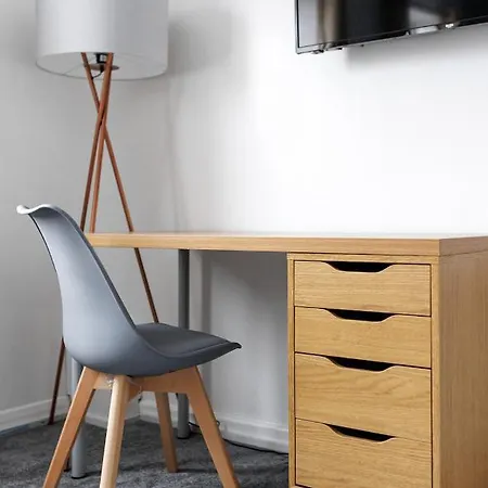 Apartment Centre 9 With Kitchenette, Free Wifi And Smart Tv With Netflix By Yoko