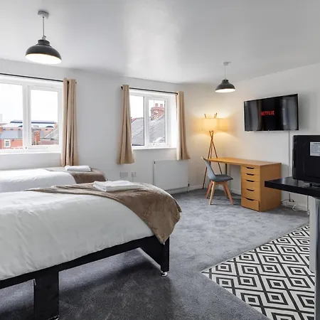 Centre 9 With Kitchenette, Free Wifi And Smart Tv With Netflix By Yoko Middlesbrough